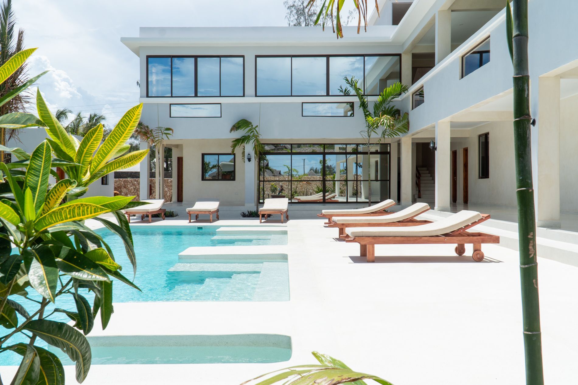 Elegant private room at TAWI Watamu